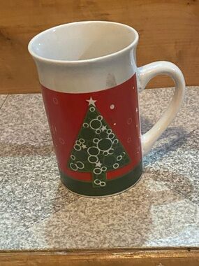 Vintage Holiday Christmas Tree Mug - Red and Green